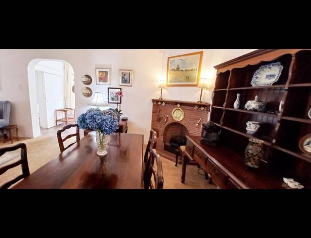 2 BEDROOM APARTMENT FOR SALE IN GLENWOOD